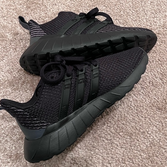 Adidas Questar Flow K 12K *NWT* - Picture 5 of 7